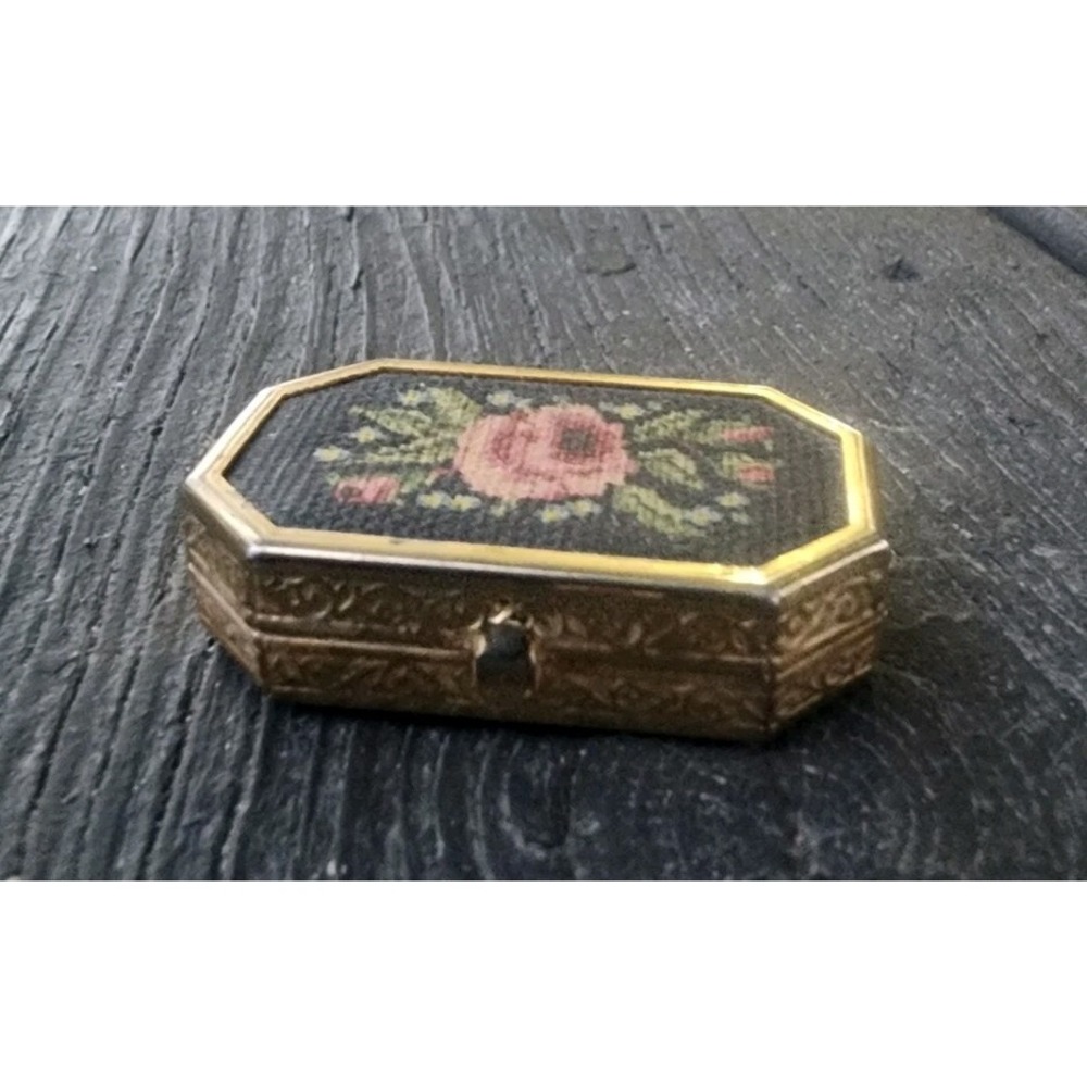 Vintage Avon Petit Point Perfume/Pill Box Trinket Collectible Floral Signed